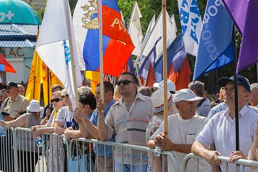 Митинг-концерт в поддержку Президента РФ прошел в Оренбурге